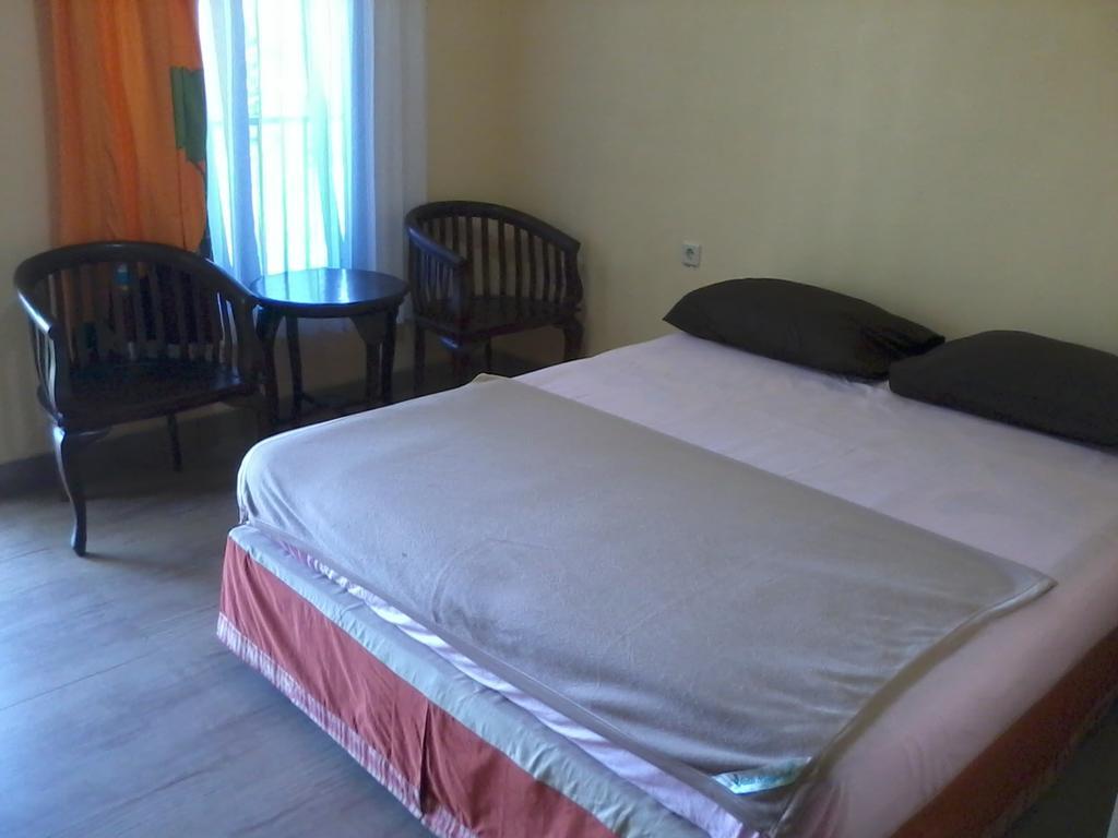 Hotel Cemerlang Baturraden Δωμάτιο φωτογραφία